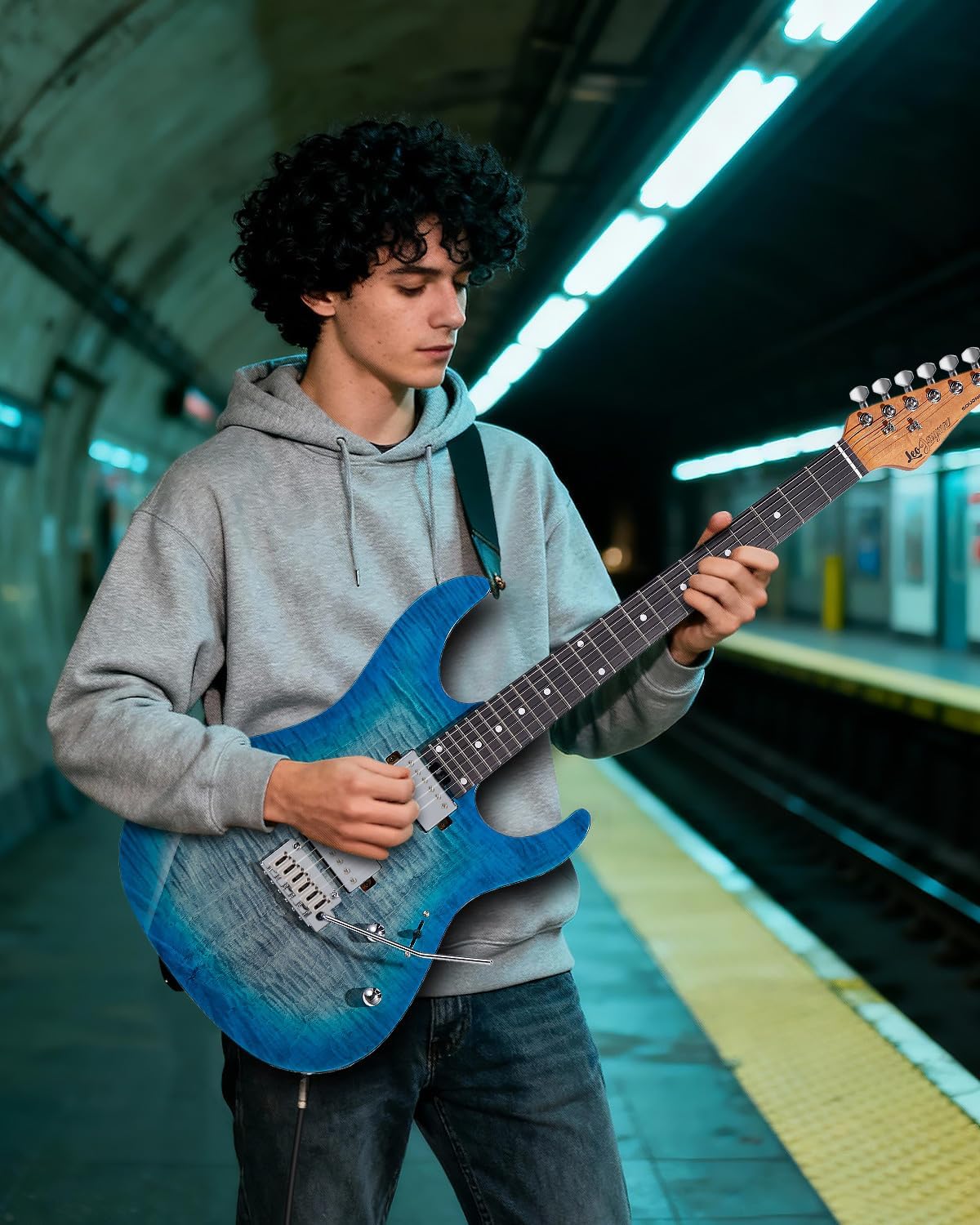ST Pro - HH, Black Flame Blue